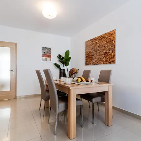 Kogo Apartment