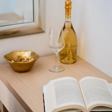 Kogo Apartment *