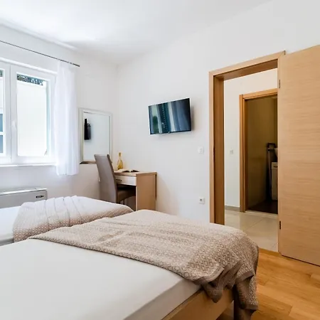 Kogo Apartment
