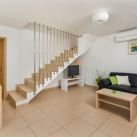 Apartment Kogo *